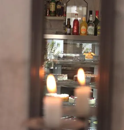 Bed & Breakfast Gavalier Design 4*