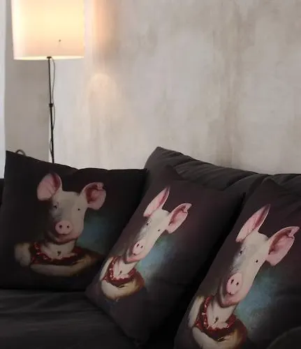 Bed & Breakfast Gavalier Design 4*